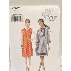 Vogue V8897 Sewing Pattern | Very Easy Loose Fit Pullover Dress